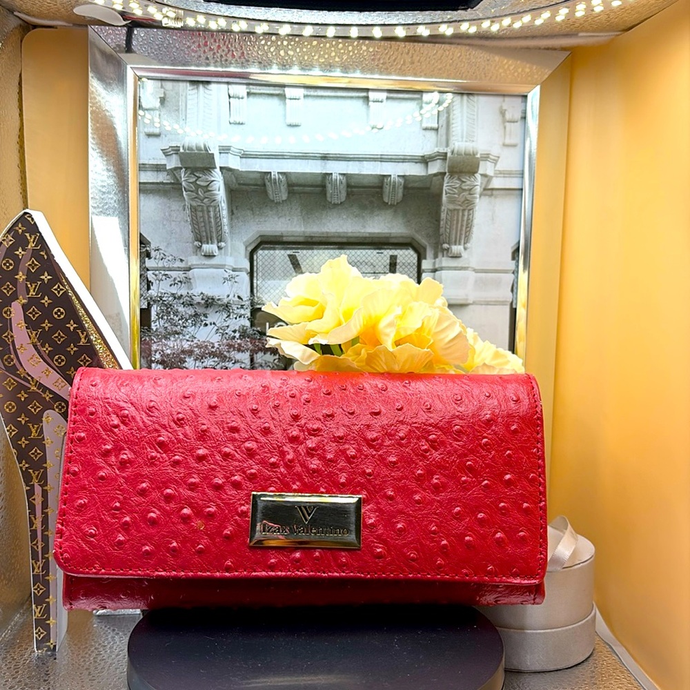 Valentino 🔥Red Ostrich Leather lzax Wallet.-*NEW